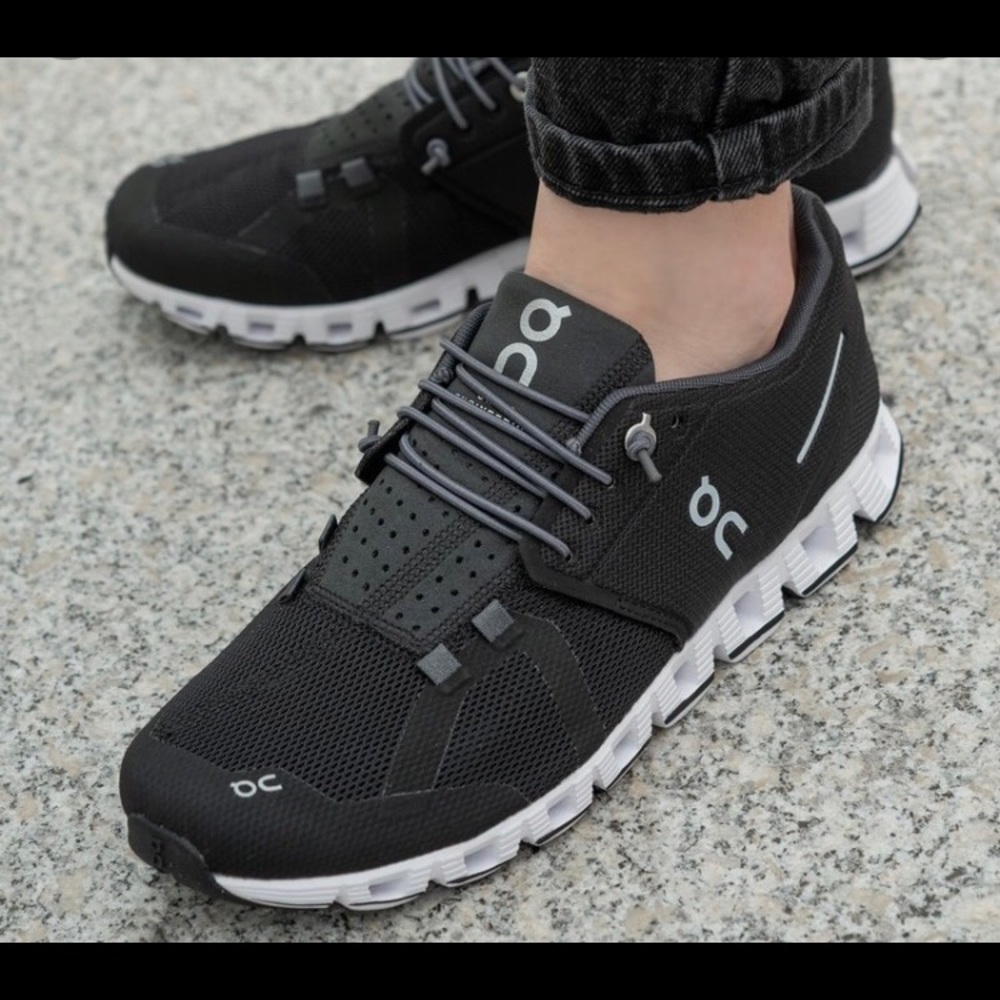 On Cloud Running Shoes NWOT